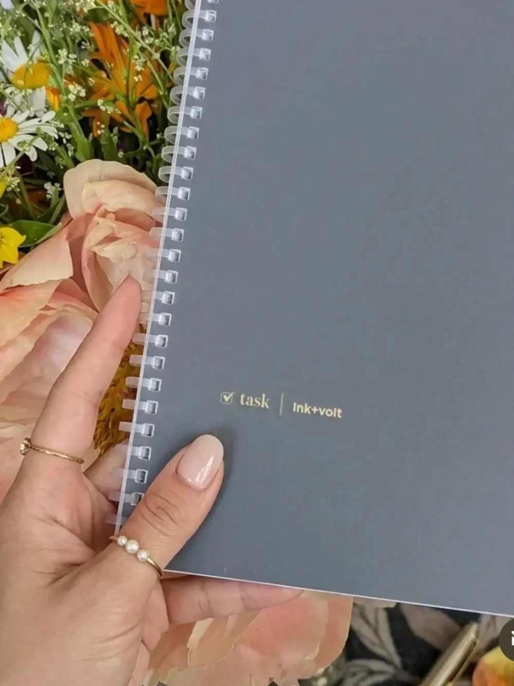 Ink + Volt Task Planner in Graphite